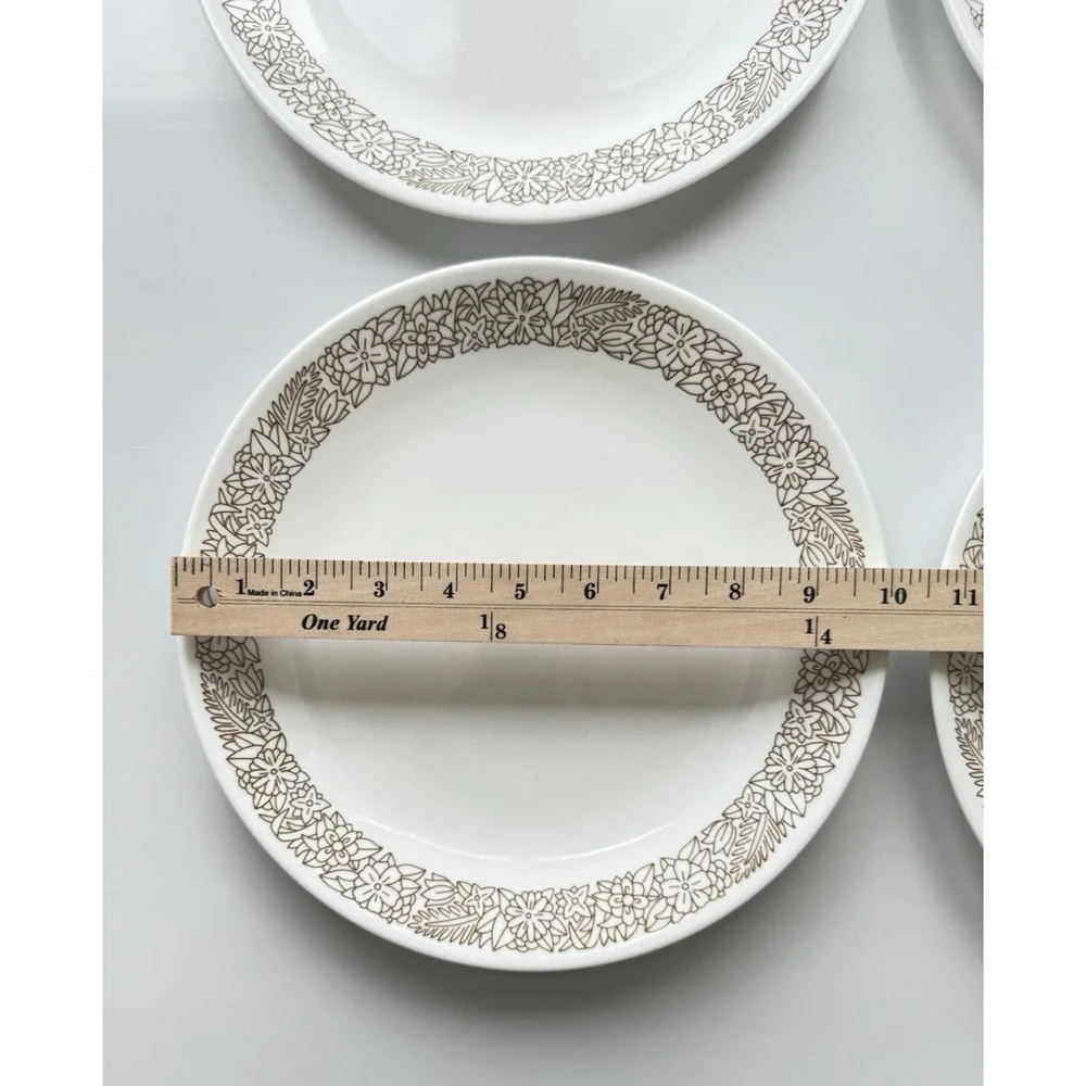 Set of 4 Corelle WOODLAND BROWN Pattern Dinner Plates 10
